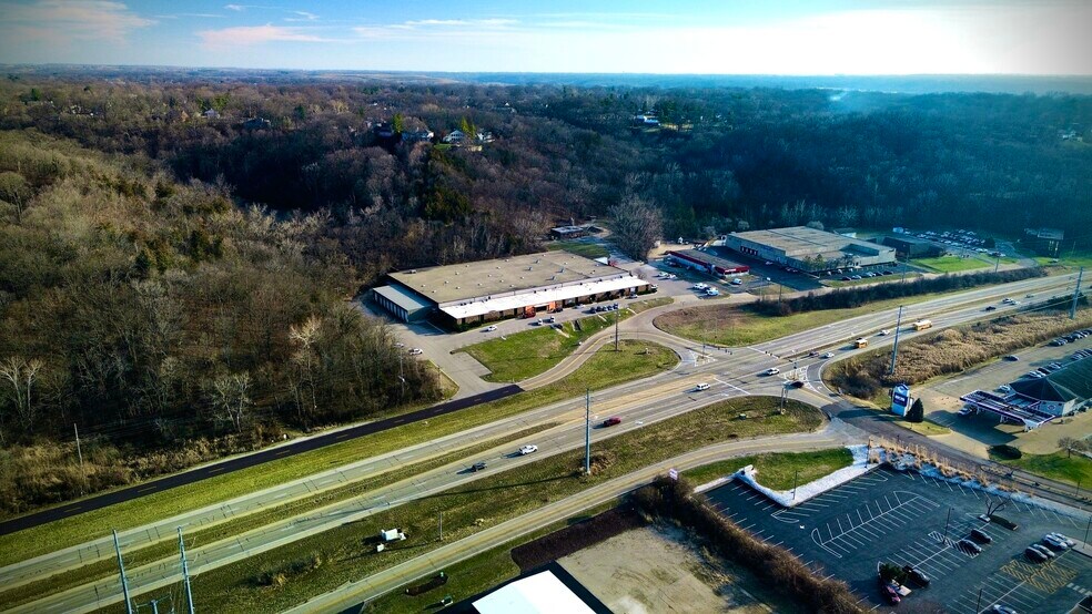 More Photos Of 2500 N Main St, East Peoria Warehouse For Sale