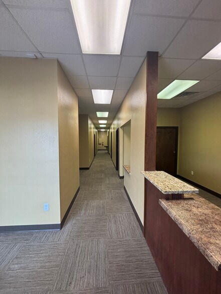 More Photos Of 110 Miracle Mile Dr, Anderson Office For Lease