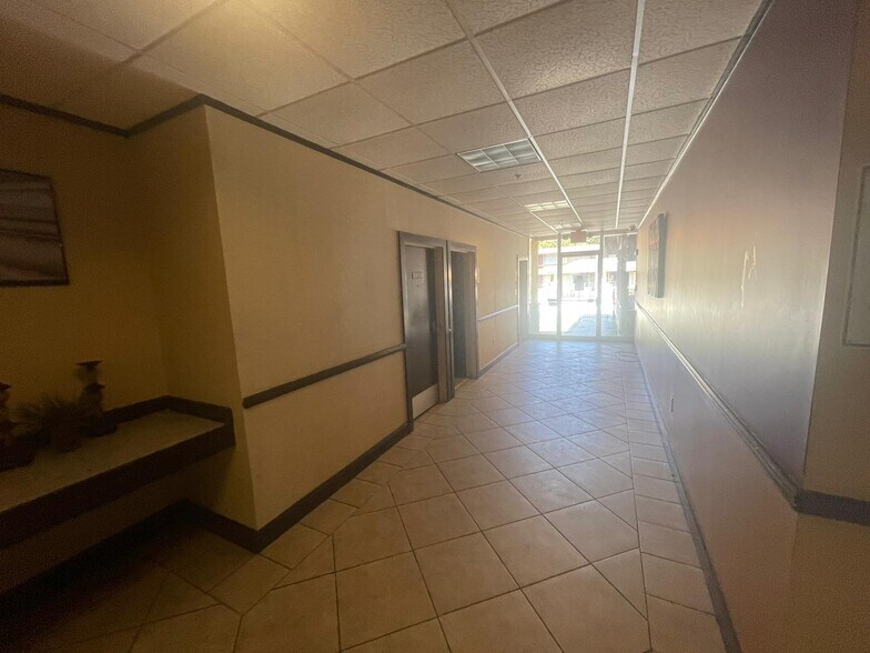 More Photos Of 1700 US-280, Phenix City Hotel For Sale