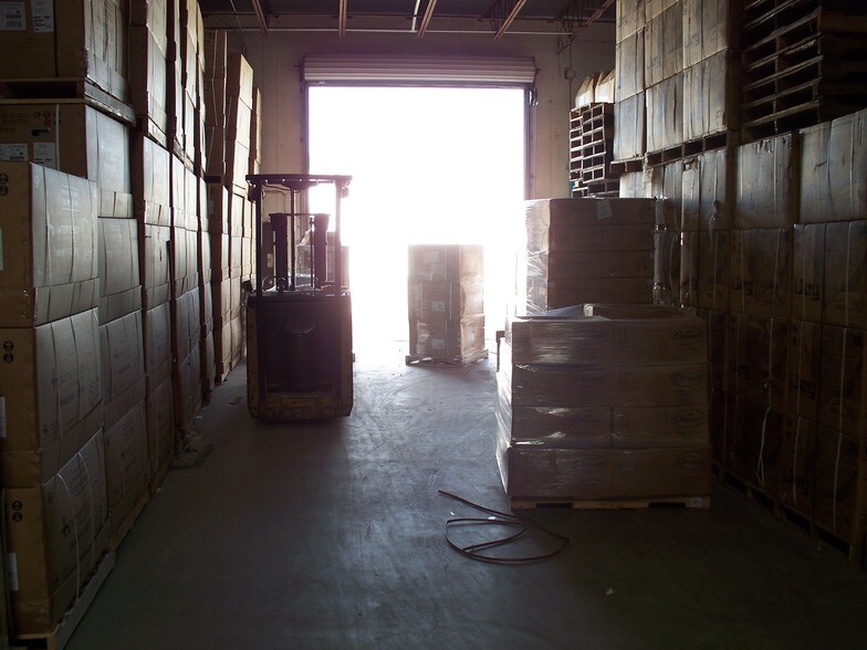 More Photos Of 6001-6501 Westline Dr, Houston Unknown For Lease