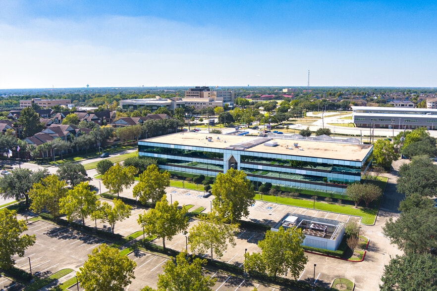 More Photos Of 12000 Richmond Ave, Houston Medical For Lease
