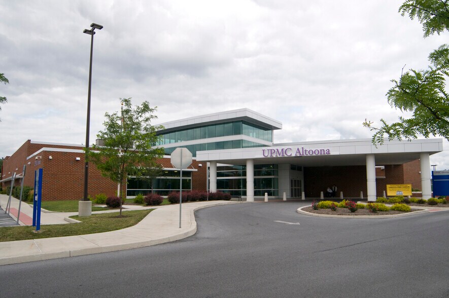 More Photos Of 1600 9th Ave, Altoona Unknown For Lease