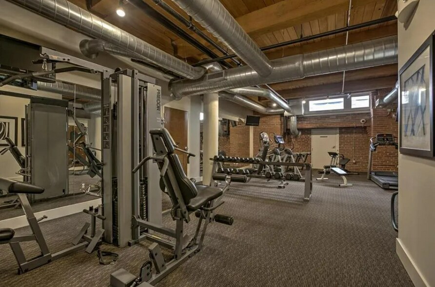 More Photos Of 712 Broadway St, Kansas City Office Residential For Sale