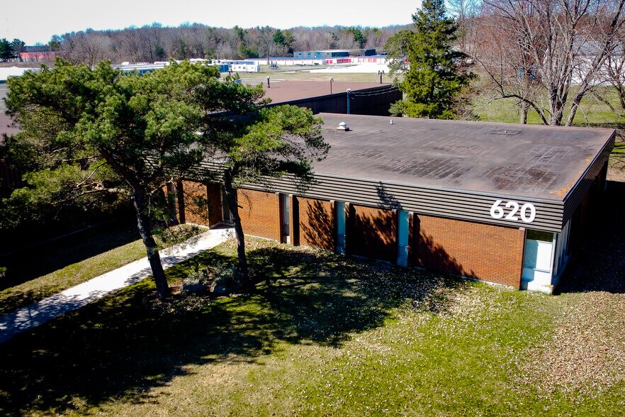 More Photos Of 620 Ireland Rd, Norfolk Manufacturing For Lease