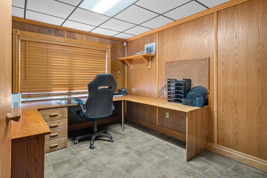 More Photos Of 62 Highway 40 W, Inglis Medical For Sale