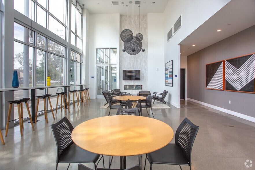 More Photos Of 11405 Chandler Blvd, North Hollywood Apartments For Sale