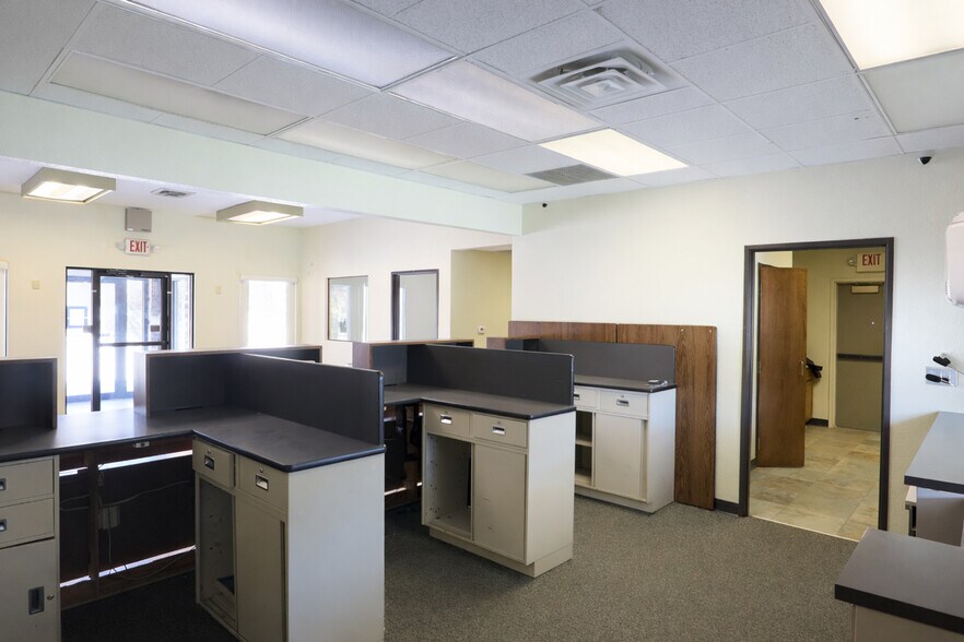 More Photos Of 3425 Hobson Rd, Fort Wayne Storefront Retail Office For Sale