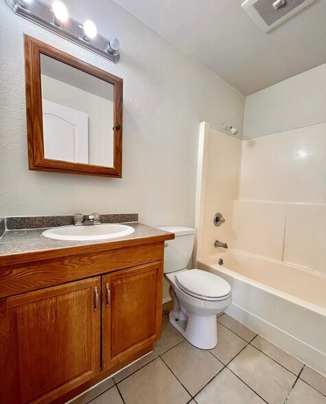 More Photos Of 1403-1405 Roosevelt ave, Yakima Multifamily For Sale