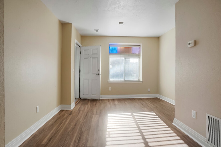 More Photos Of 407-422 29th Ave, Denver Apartments For Sale