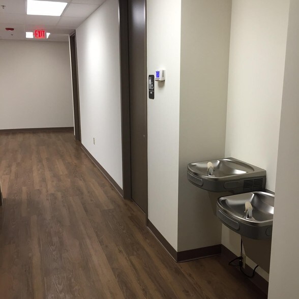 More Photos Of 1505 Pavilion Pl, Norcross Distribution For Lease
