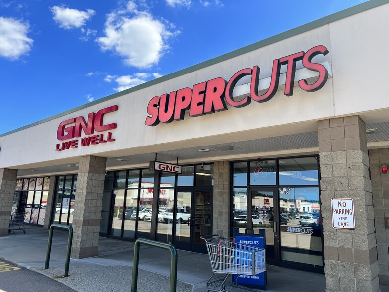 More Photos Of 1210-1270 Newport Ave, Attleboro Unknown For Lease