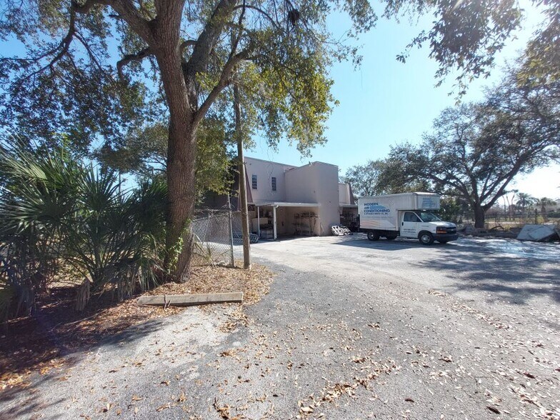 More Photos Of 11400 US Highway 19 N, Clearwater Land For Sale