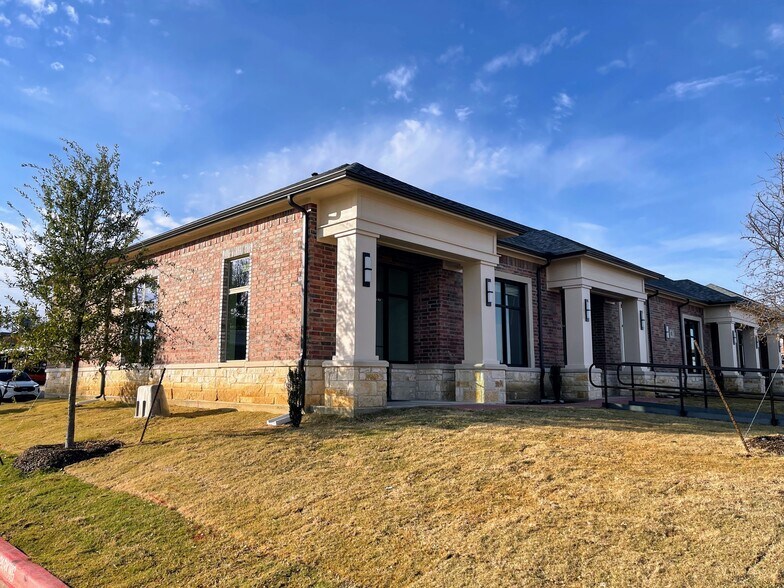 More Photos Of 7700 Preston Rd, Frisco Medical For Lease