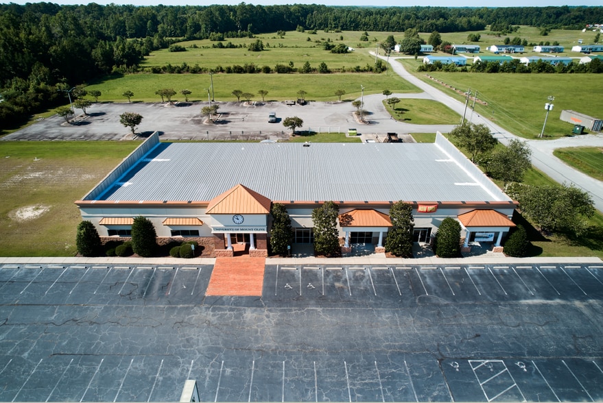 Primary Photo Of 4525 US 264 Hwy W, Washington Light Distribution For Sale