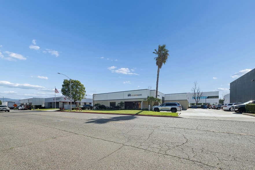 More Photos Of 5130 E Hunter Ave, Anaheim Warehouse For Sale