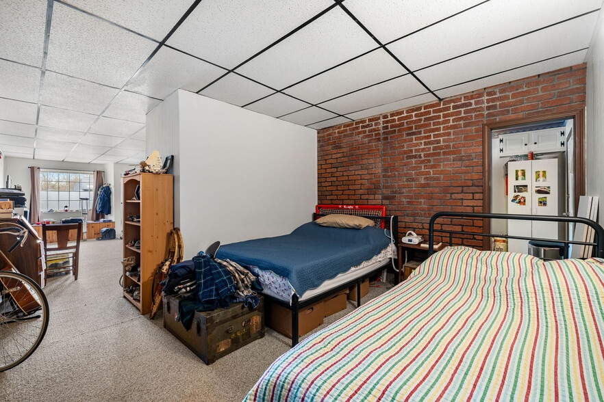 More Photos Of 7-17 School St, Merrimac Apartments For Sale