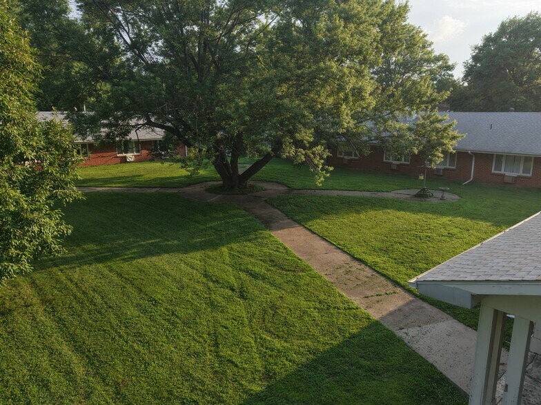 More Photos Of 300 Cedar St, Tarkio Skilled Nursing Facility For Sale