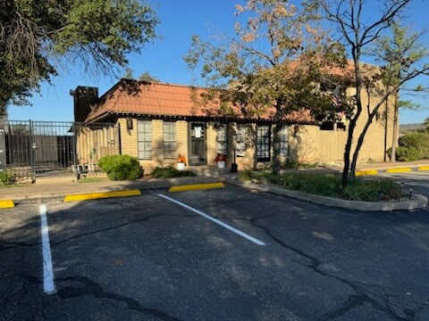 More Photos Of 4651 Oakwood Dr, Odessa Apartments For Sale