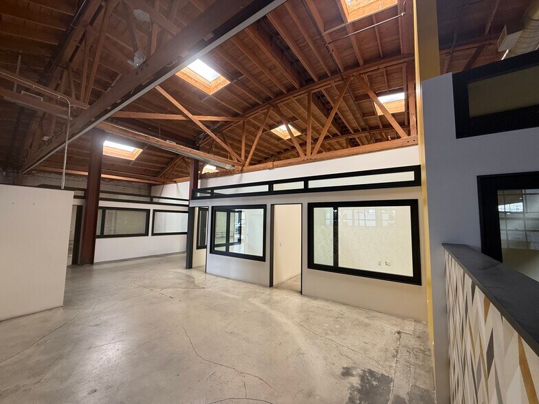 More Photos Of 2014-2022 E 7th St, Los Angeles Office For Lease