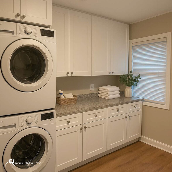 More Photos Of 302 S Broad St, Gastonia Apartments For Sale