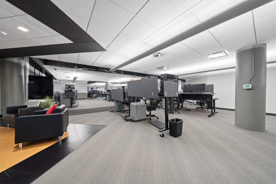 More Photos Of 7620 Guadalupe St, Austin Office For Lease