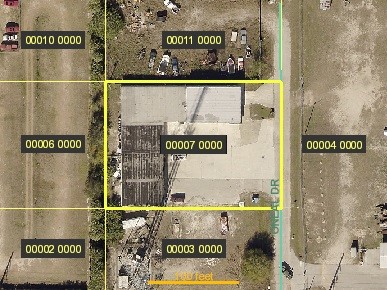 More Photos Of 16051 Oneal Dr, North Fort Myers Showroom For Lease