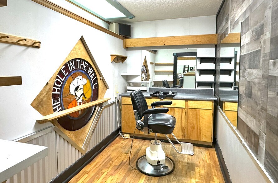 More Photos Of 1809 W Colorado Ave, Colorado Springs Freestanding For Sale