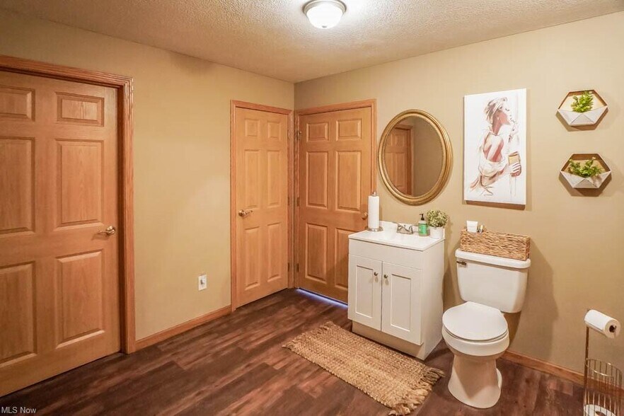 More Photos Of 11316 Cleveland Ave NW, Uniontown Office Residential For Sale