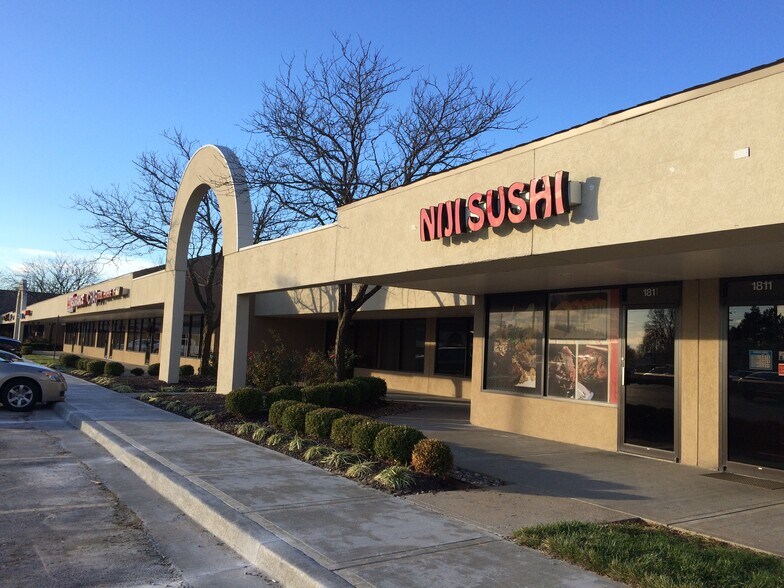 More Photos Of 1811-1861 S Ridgeview Rd, Olathe Unknown For Lease