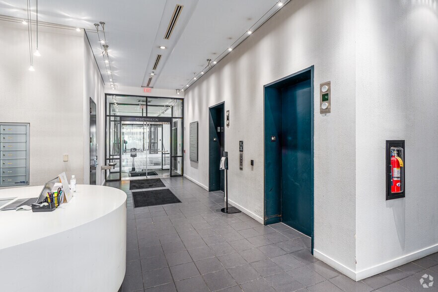 More Photos Of 840 W Hamilton St, Allentown Unknown For Lease