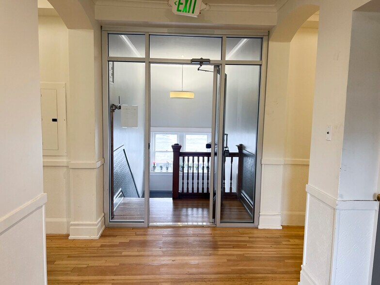 More Photos Of 1510 York St, Denver Loft Creative Space For Lease