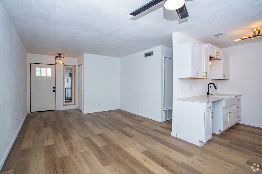 More Photos Of 2703-2707 Windswept Cv, Austin Apartments For Sale