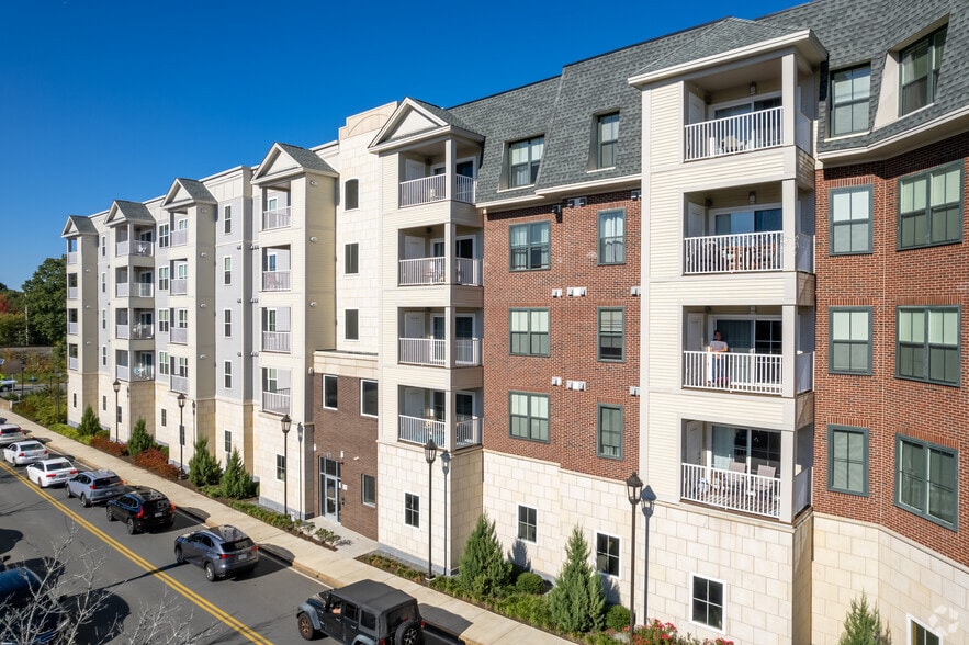 More Photos Of 1034 East St, Walpole Apartments For Lease