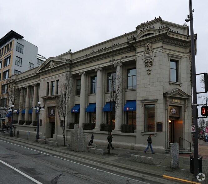 Primary Photo Of 1225 Douglas St, Victoria Bank For Sale