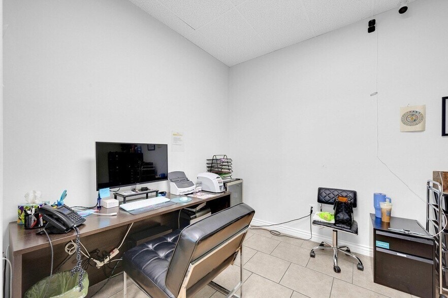 More Photos Of 3550 E Broadway Rd, Mesa Land For Lease