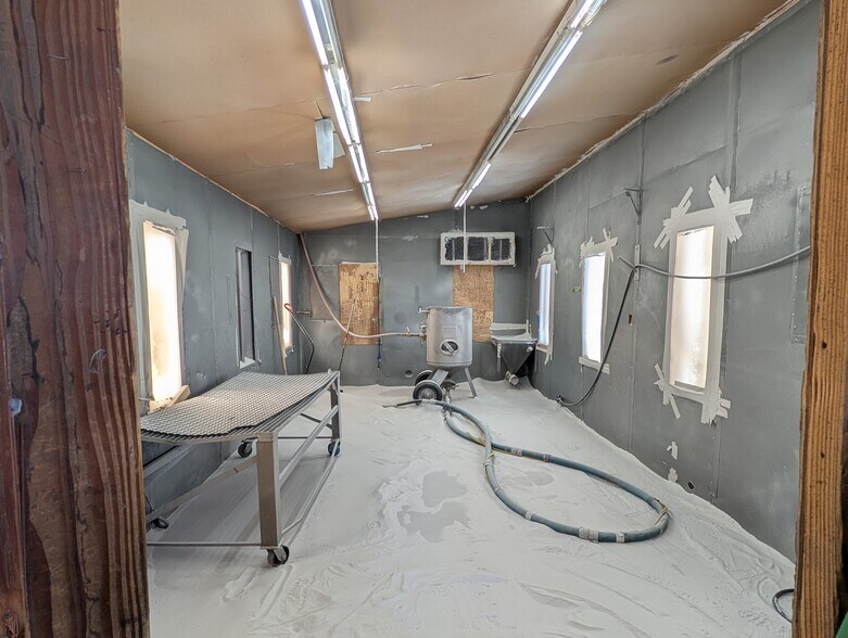 More Photos Of 5503 47th Ave NE, Marysville Industrial For Sale