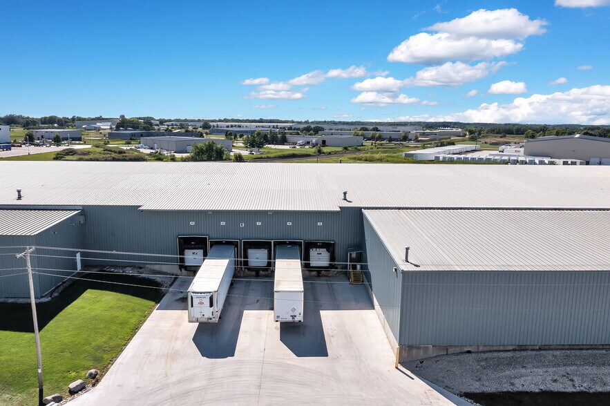 More Photos Of 122-342 Kohlman Rd, Fond Du Lac Industrial For Sale