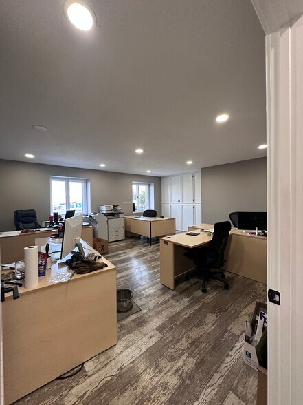 More Photos Of 2630 84th SW st, Byron Center Office For Sale
