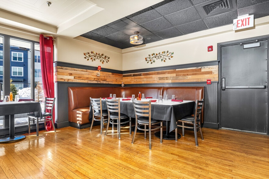 More Photos Of 2099 Post Rd, Warwick Restaurant For Sale