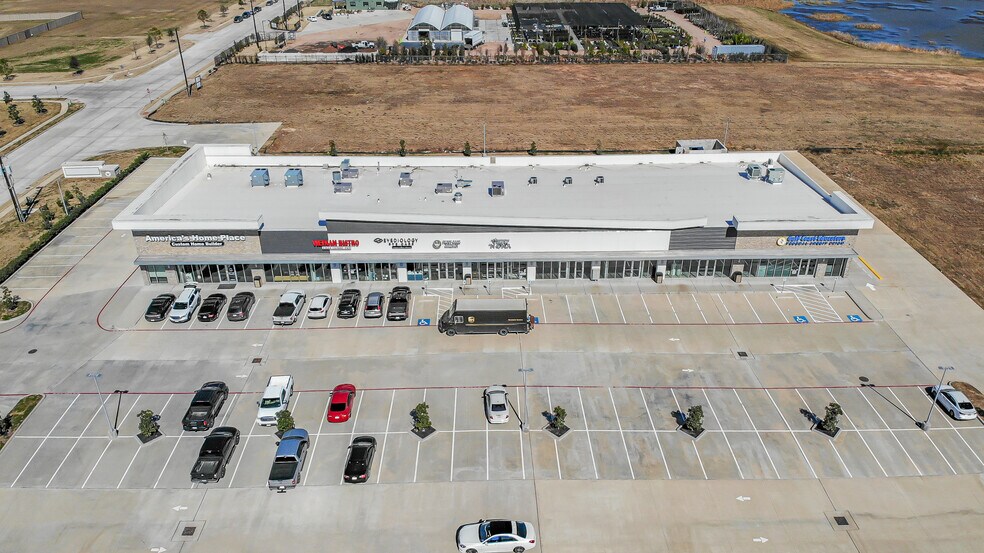 More Photos Of 27252 Katy Fwy, Katy Storefront Retail Office For Lease