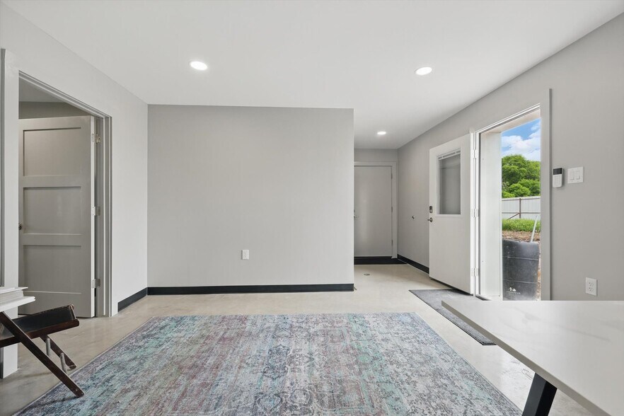 More Photos Of 1301 Vetch RD, Ferris Land For Sale