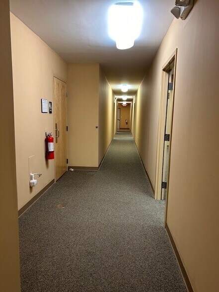 More Photos Of 635 Columbus Ave, Lebanon Freestanding For Lease