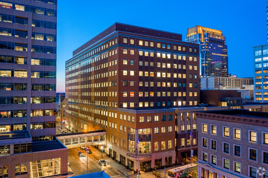 More Photos Of 50 S 10th St, Minneapolis Office For Lease