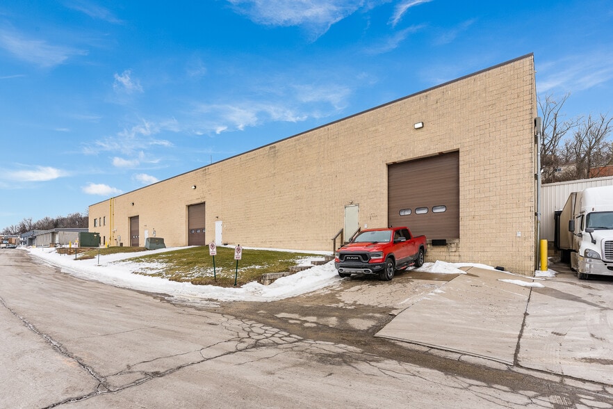 More Photos Of 111 Terence Dr, Pittsburgh Warehouse For Sale