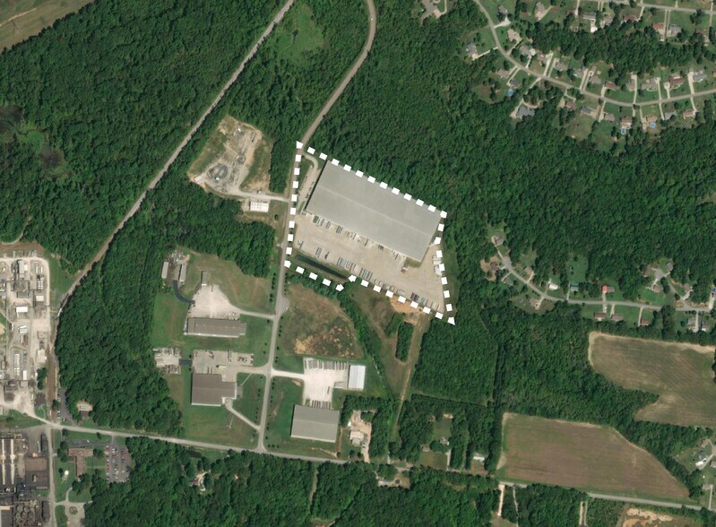 More Photos Of 1005 Industrial Park Dr, New Johnsonville Warehouse For Sale