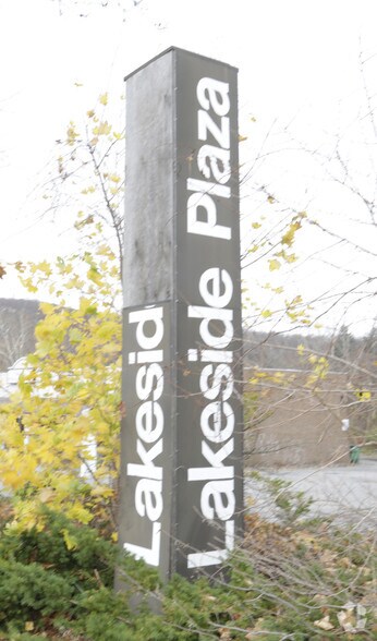 More Photos Of 136 Lake St, Newburgh Storefront For Lease