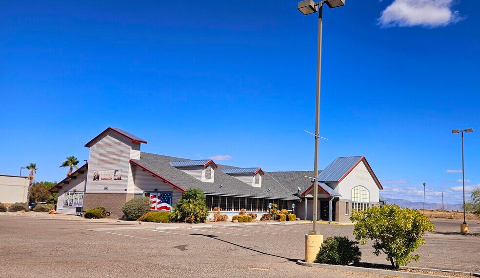 More Photos Of 3580 Stockton Hill Rd, Kingman General Retail For Sale