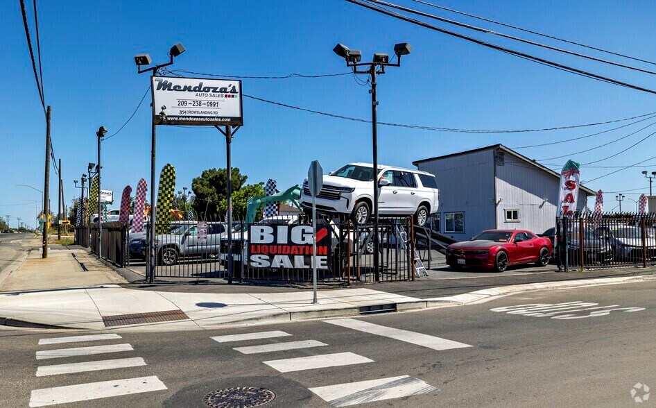 More Photos Of 854 Crows Landing Rd, Modesto Auto Dealership For Sale