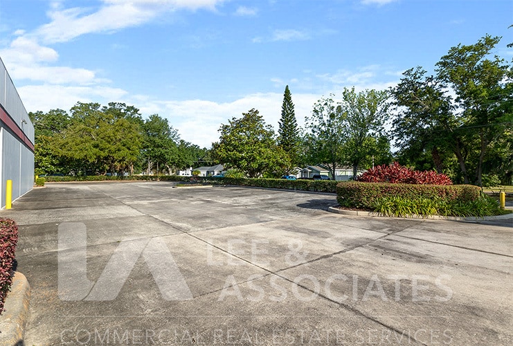 More Photos Of 88 E Broad St, Winter Garden Flex For Sale