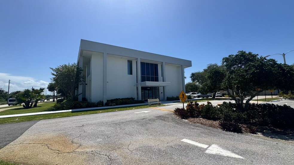 More Photos Of 11900 SE Federal Hwy, Hobe Sound Office For Lease